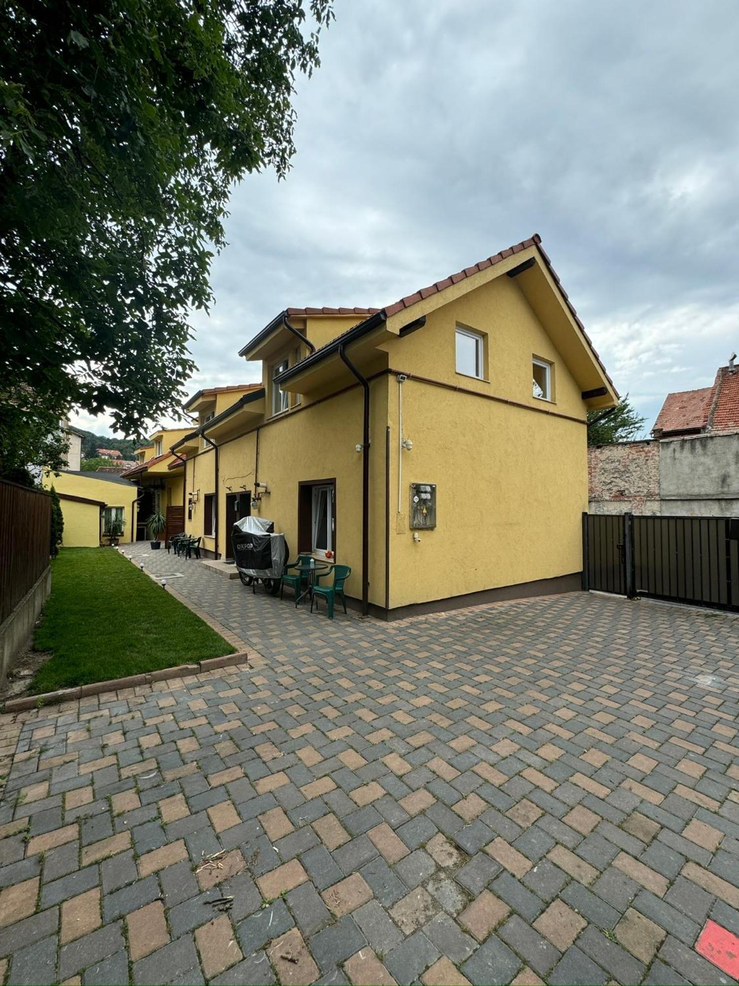 Apartamente De Inchiriat Lucky House براشوف المظهر الخارجي الصورة