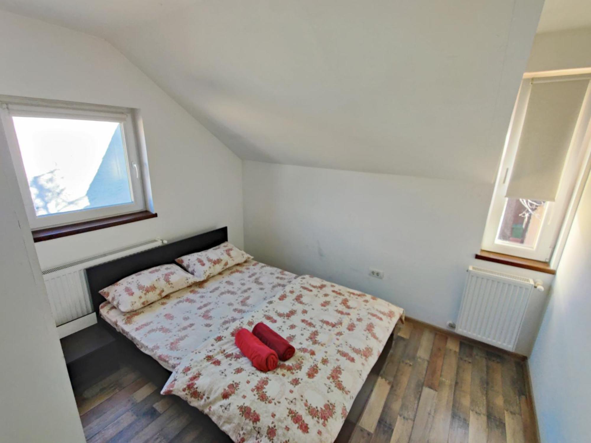 Apartamente De Inchiriat Lucky House براشوف المظهر الخارجي الصورة