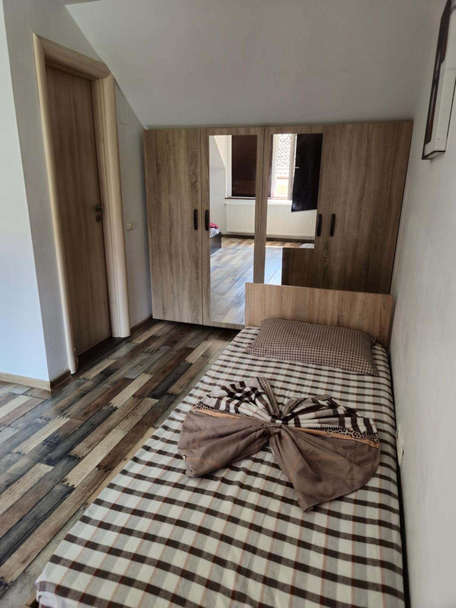 Apartamente De Inchiriat Lucky House براشوف المظهر الخارجي الصورة